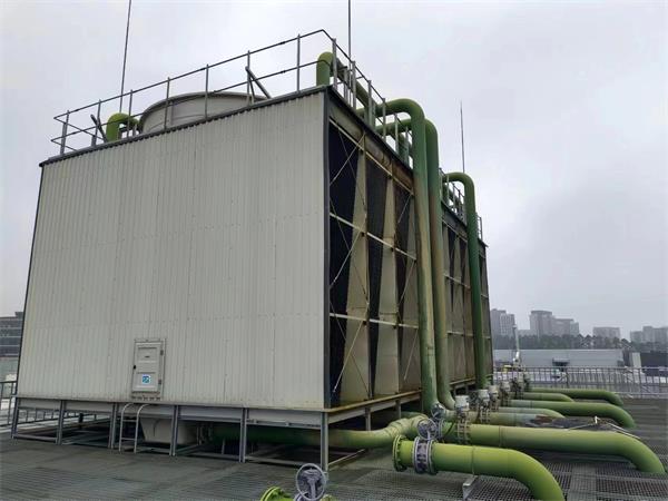 冷卻塔浮球材質、作用及應用解析